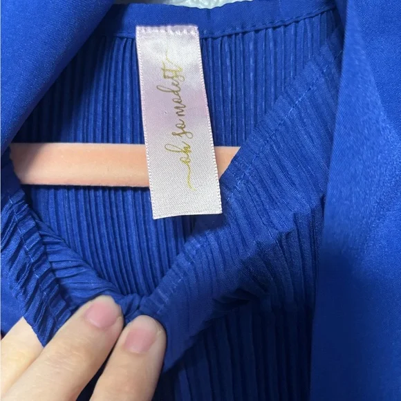 Oh So Modest Dress - Picture 2 of 3